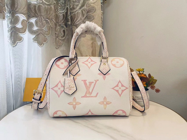 ルイヴィトンバッグ側面デザイン